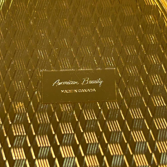 Vintage American Beauty Brush Brass Two Compartment Powder/Make Up Compact NWOB - Picture 6 of 11